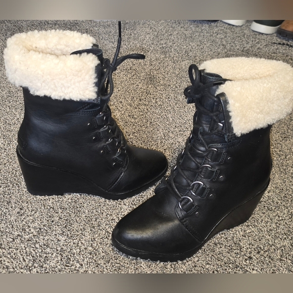 Sorel After Hours Lace Up Shearling Leather Wedge Boots  Women's Size 7 Black - Picture 1 of 10